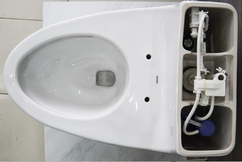 Mặt trong Bàn Cầu TOTO 1 Khối MS688W11 Nắp Điện Tử