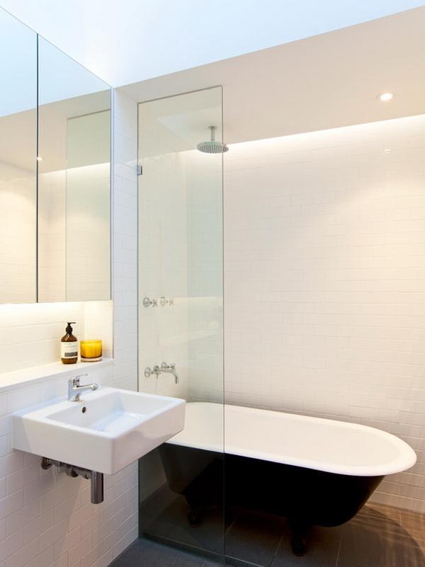 phòng tắm 4m2 bố trí nội thất hài hòa đơn giản